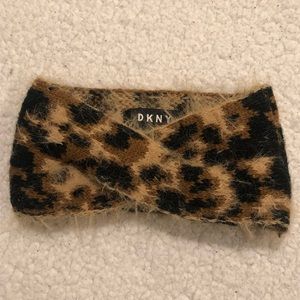 DKNY winter headband leaopard/cheetah print